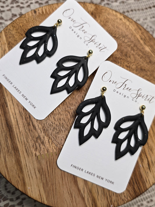 Noir leaf earrings